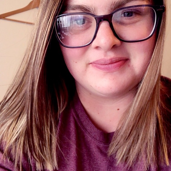 Who is Sydnie? 👋🏼💕🤷🏼‍♀️ - Picture 2 of 3